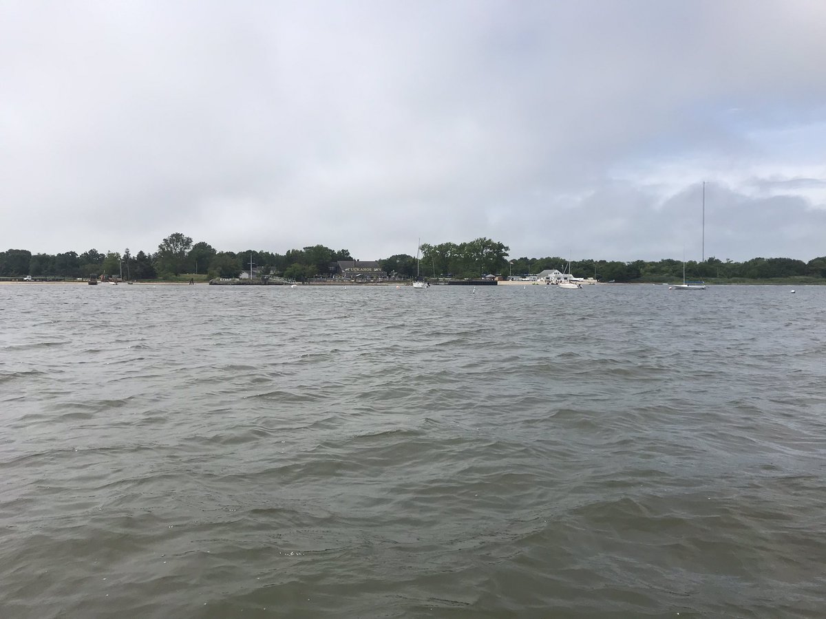 sniffkisser's tweet photo. Stopped at the tuckahoe for some “sodas” #waverunners #bayservice @RealSaltLife https://t.co/i87zOhbAbr