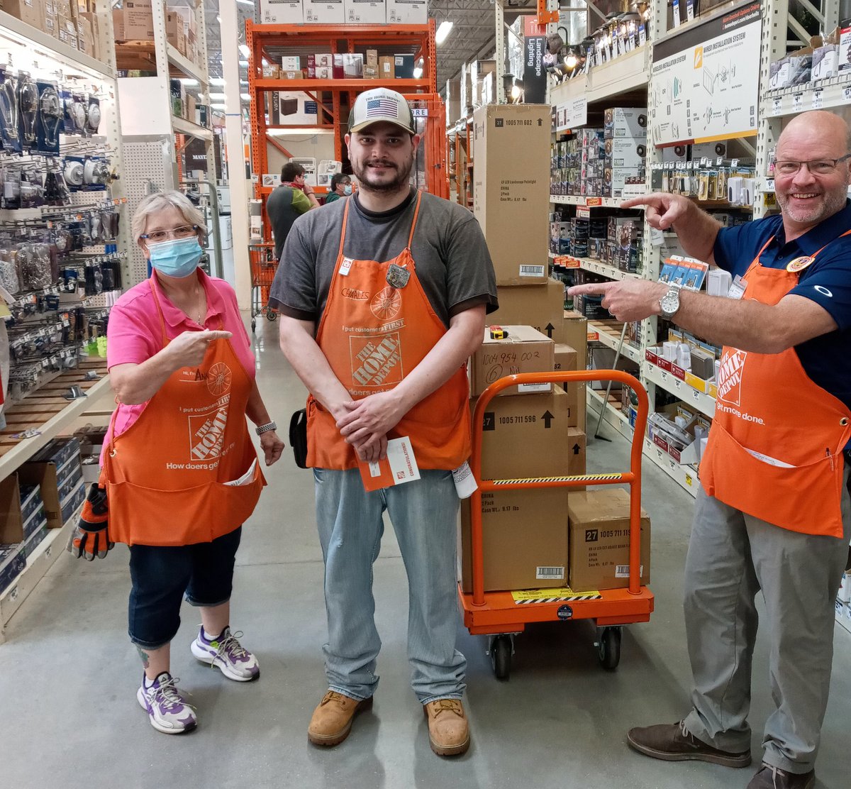 Congratulations Charles on your Bronze milestone! Thank you for all you do for our customers. <a href="/bobsaniga/">Bob Saniga</a> @kathyraglin840 <a href="/chadgee1/">Chad Galombeck</a> <a href="/mirandie11/">Miranda King</a> @thouchin13