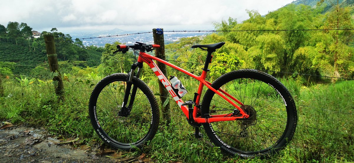 sebasvelezs's tweet photo. Les presento a Baby Red, la nueva bebe #trek #Marlin6 https://t.co/flBBoI7poc