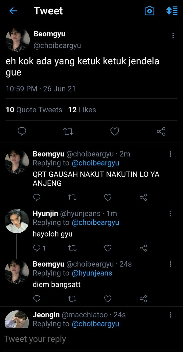 eIytrahearts's tweet photo. Beomgyu sama sekali tidak percaya dengan yang namanya dunia sihir. Tetapi semenjak Taehyun dan teman teman nya datang menjemput dirinya pada malam itu, Beomgyu mulai merubah pikirannya perlahan lahan. 

-upz, tes ombak nih. lanjut? https://t.co/yLjqqRKGay