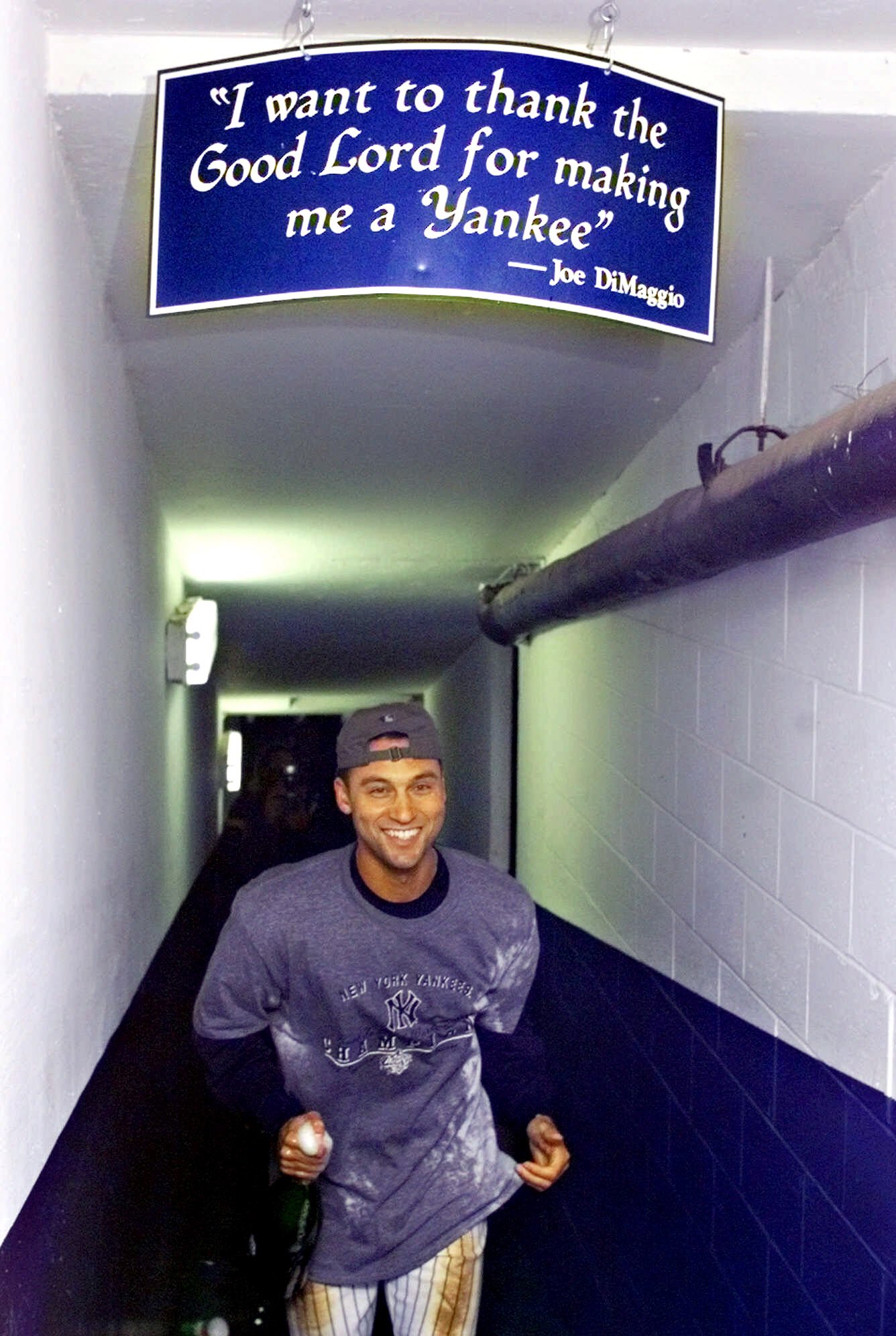 Happy 47th birthday to my favorite athlete ever and my role model from day one, Derek Jeter. 