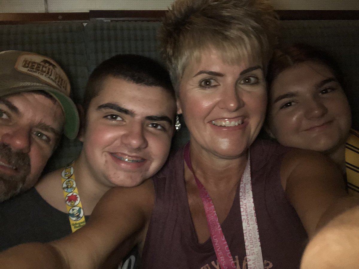 Kelly Mills Burke tweet media