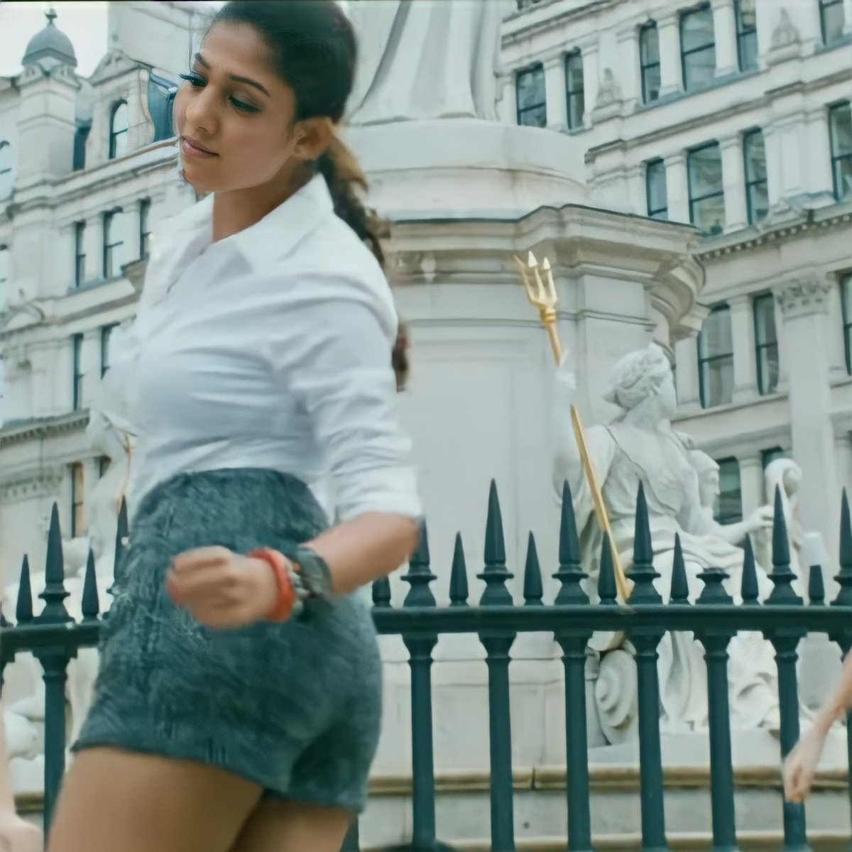 #Nayan Nitez💦 #Nayan 🍑 That Ass💥
Happy Weekend Fun🥳
@Saran_Vallavan @ActressThor @ActressDesigner @arunnayan_ @juicythoppul @Lak76263980 @actresssVeriyan