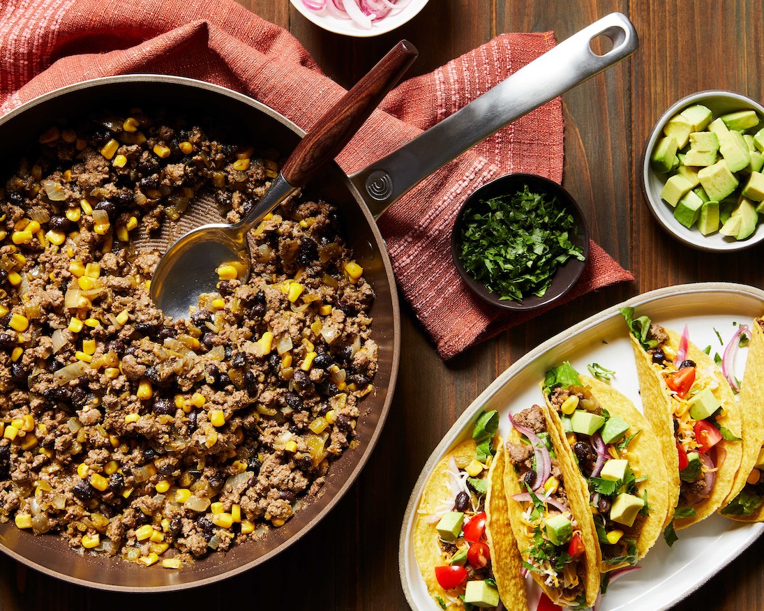 Bringing you a little inspiration for your next taco night fave. 🌮🌮🌮 

Green Chile Beef Tacos: bit.ly/2W56n9u