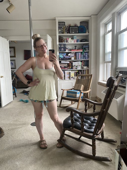 If you saw me in the store dressed like this, would you think I have an #OnlyFans? https://t.co/gpI7<a href="/tag/onlyfans"class="tags"><span>#onlyfans</span></a>