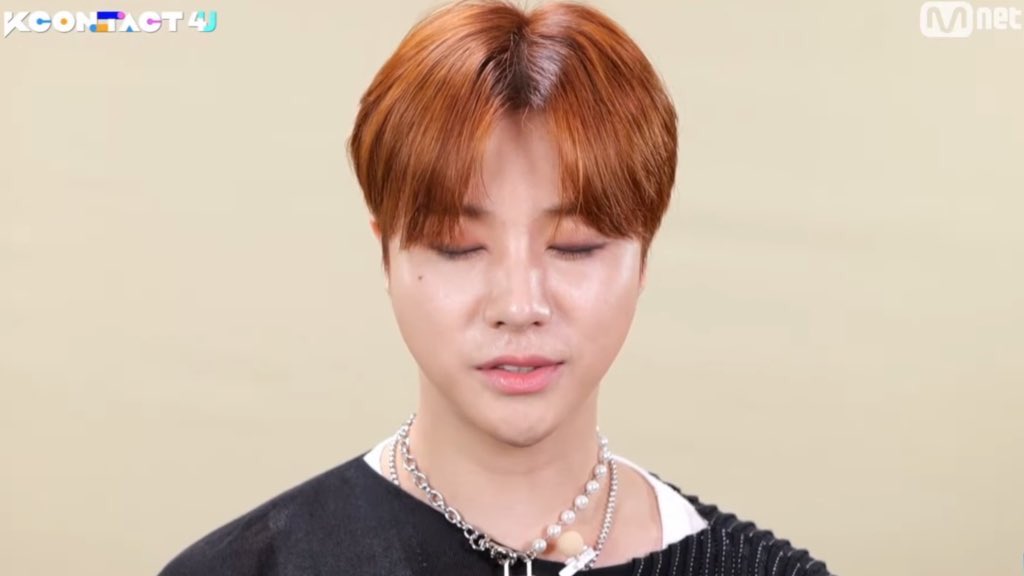 KJHSLOOK's tweet photo. #JINHWAN #김진환 @ikon_gnani_____ #iKON #아이콘 @YG_iKONIC https://t.co/yGLZeq6dgT
