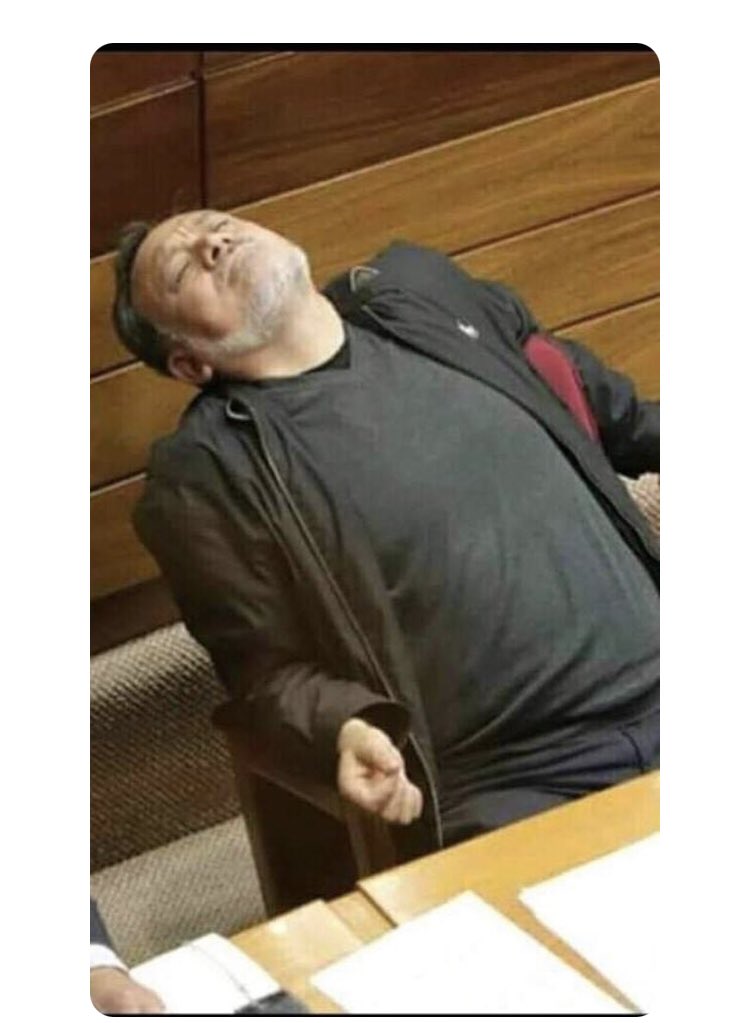 JoseLChilavert_'s tweet photo. Este es el vago Vice Pdte del Senado Pyo Sixto Pereira,No conoció nunca la palabra trabajo,es el que propone las invasiones a las propiedades privadas en el País,los del FGuasu quieren destruir el Paraguay con el populismo y el anarquismo.Marito déjate de joder.💪🇵🇾 https://t.co/f9jAd1kDJ2