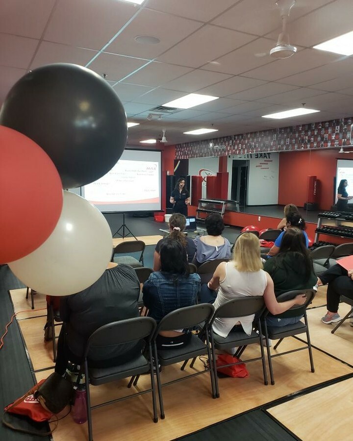lifeshift2welln's tweet photo. Amazing Kickoff this morning! You still have time to start on your 10-Week Wellness Journey with us. CALL US @ 201.331 6321 ! https://t.co/sYlMzrwWwm https://t.co/Fmvr0OlfBl