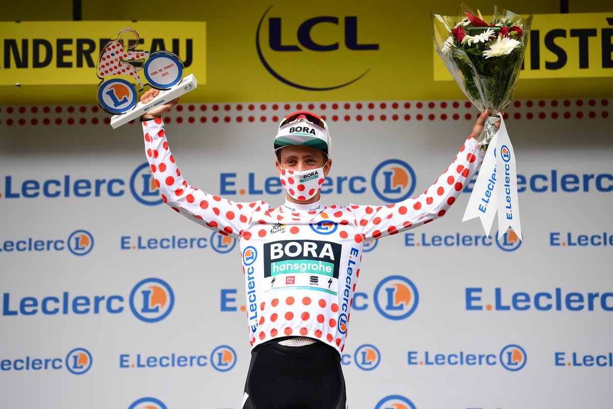 maillotapois's tweet photo. 🔁 RT &amp; follow pour tenter de remporter le maillot à pois de 🇳🇱 @IdeSchelling !

#TDF2021 ⚪️🔴 https://t.co/WKqFRwQFhZ