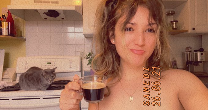 Working on a new post for my Onlyfans😍 While Leo is supervising me😂🐈 Stay tuned!😘 https://t.co/LHf3x<a href="/tag/tiktok"class="tags"><span>#tiktok</span></a>