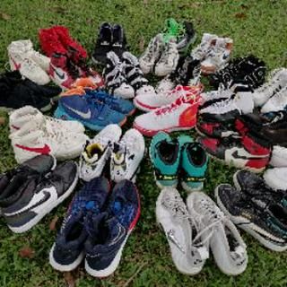 Shopee Live: SALE ❗ SALE ❗ ALLL ITEM RM18 SAHAJA 💯💯. Watch zaiful98's live now: live.shopee.com.my/share?from=liv…