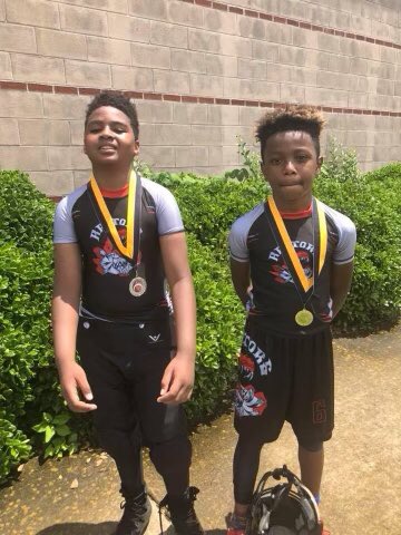 diorrik_'s tweet photo. @ItoaAli my dawg started when we was young now we off to highschool https://t.co/fALNeUAEks