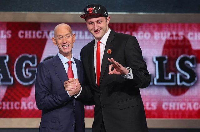BlazersArgento's tweet photo. #OTD June 26, 2014: 16th pick @bosnianbeast27.

7 years. https://t.co/BLoyDOhQin