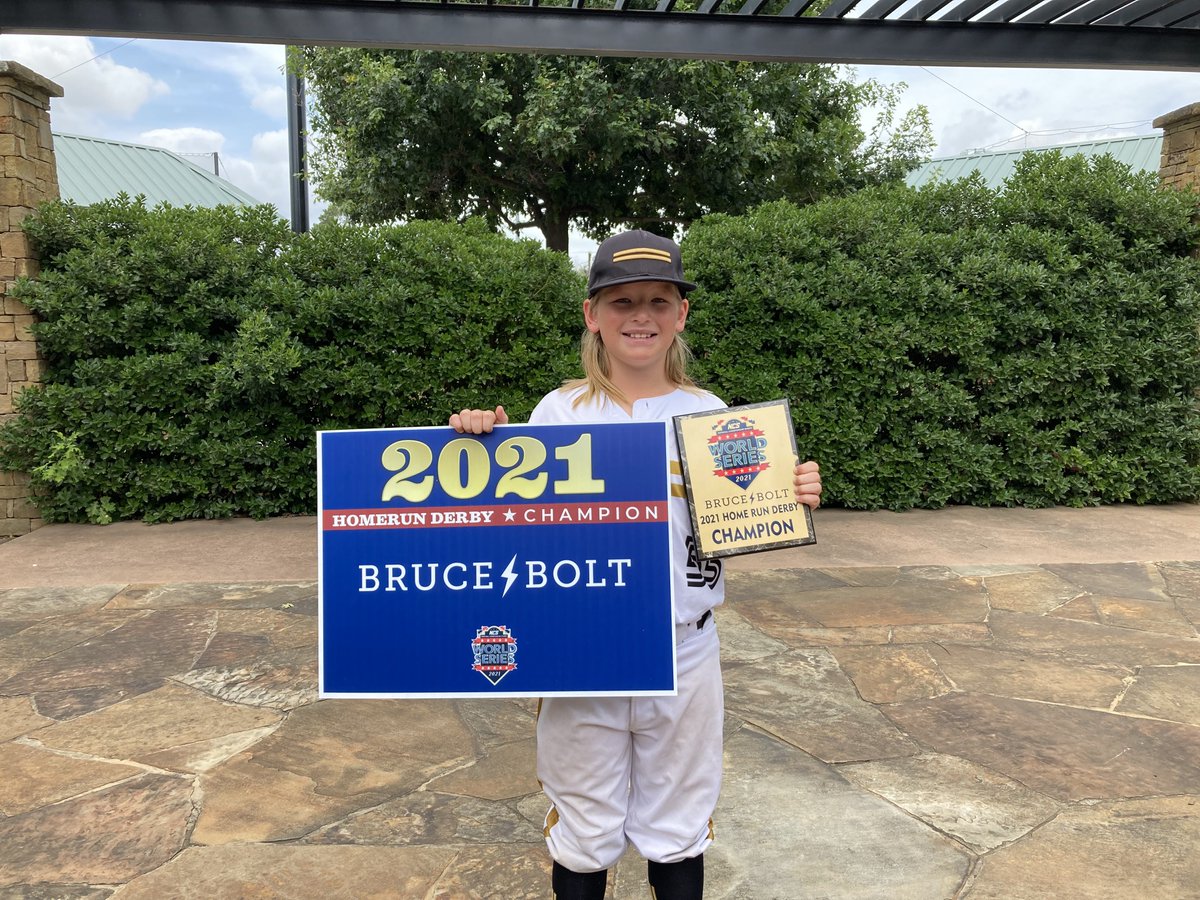 10u Homerun Derby Champion Presented by @BRUCEBOLTUS 
Brody Peterson (4) 
Aledo Warstic- Smith
#brucebolt #bebetter #gottabethebolt