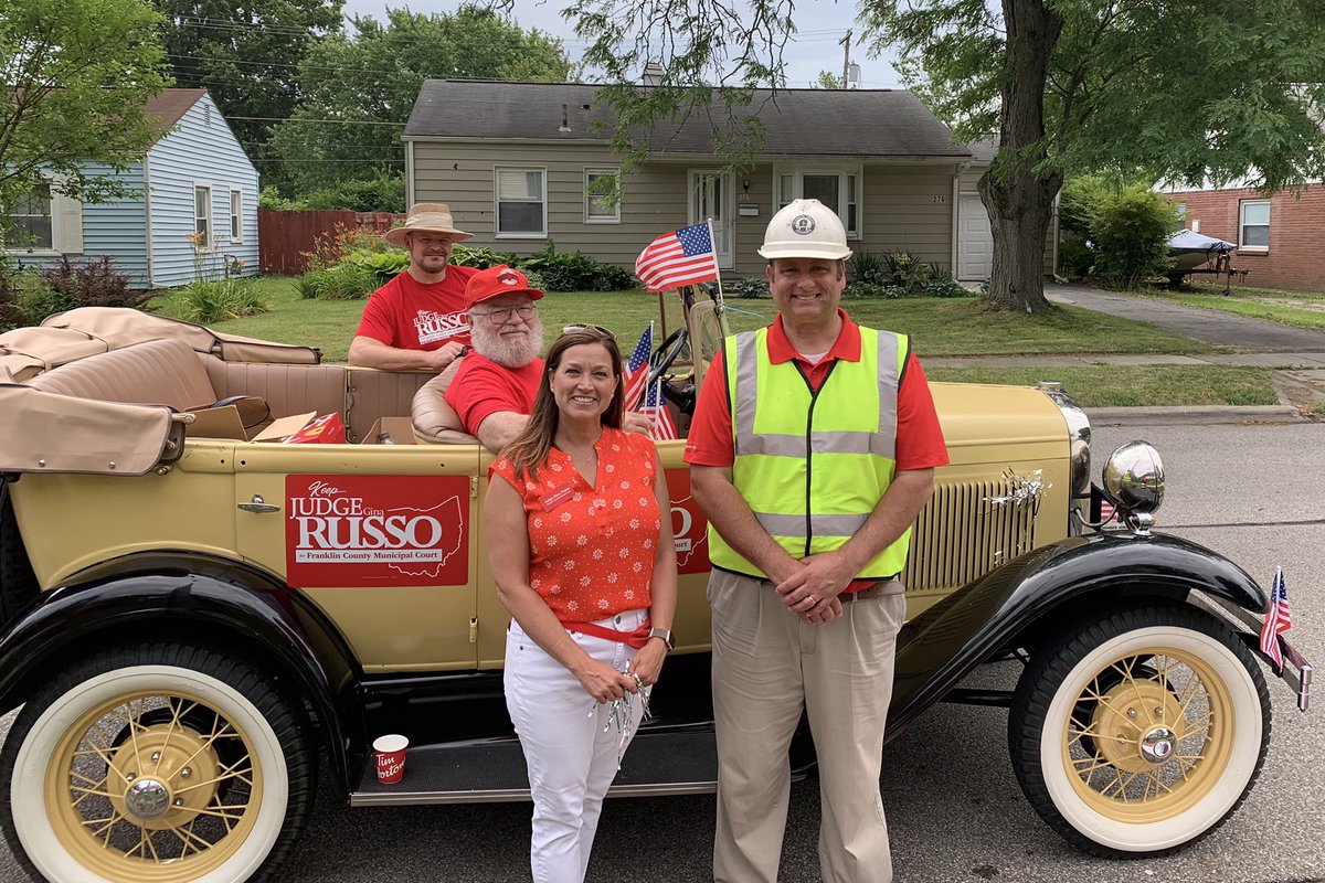 FraCoEngineerOH's tweet photo. WABA - Westland Area Business Association: Great to see so many friends participating in today’s classic parade! #RoadsBridgesAndJustice! https://t.co/uzgpuauFF6
