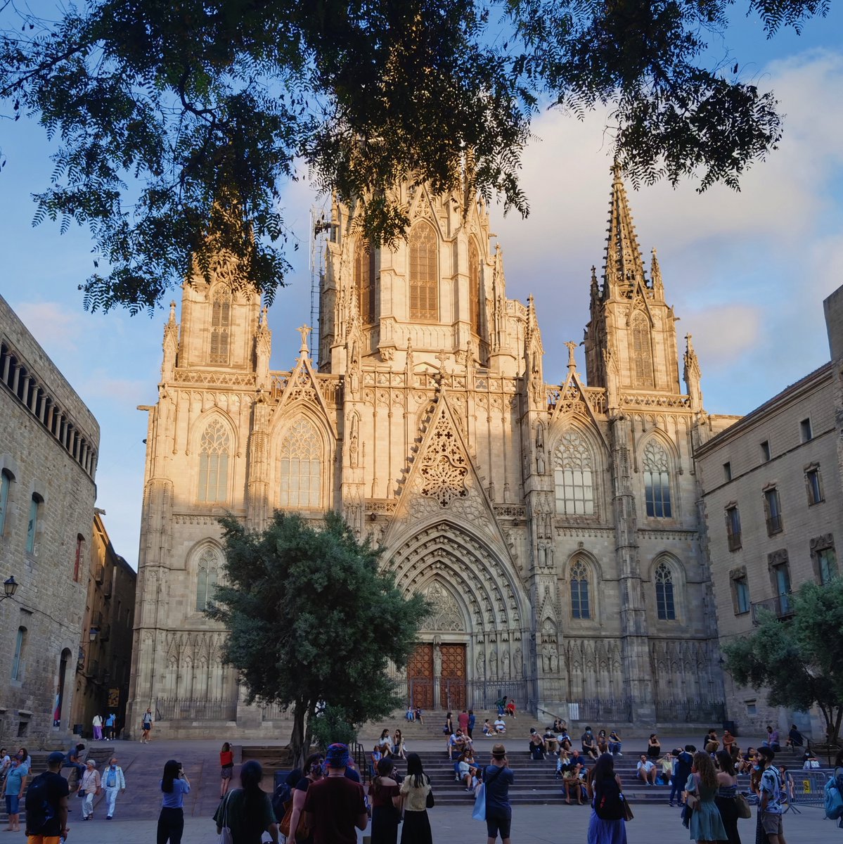 Here we are in #Barcelona again, #MWC21 . Looking forward to a busy week promoting post-pandemic #digitalization development.