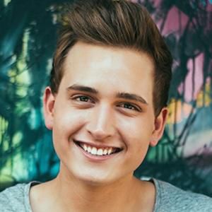 Happy Birthday to Andrew Lowe     