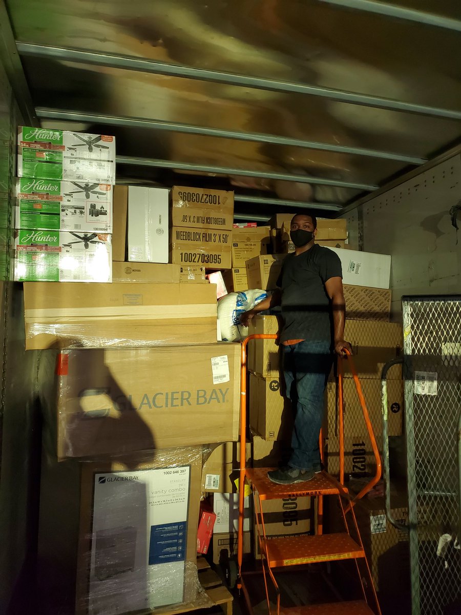 Everett Wilson taking it to the top and using his step stool. <a href="/rdc5088WCOL/">RDC5088 WColumbia</a> <a href="/MarquisMurray5/">Marquis Murray</a> @JustinW5088 <a href="/KShirell1/">K.Shirell</a> @kristy_bustos