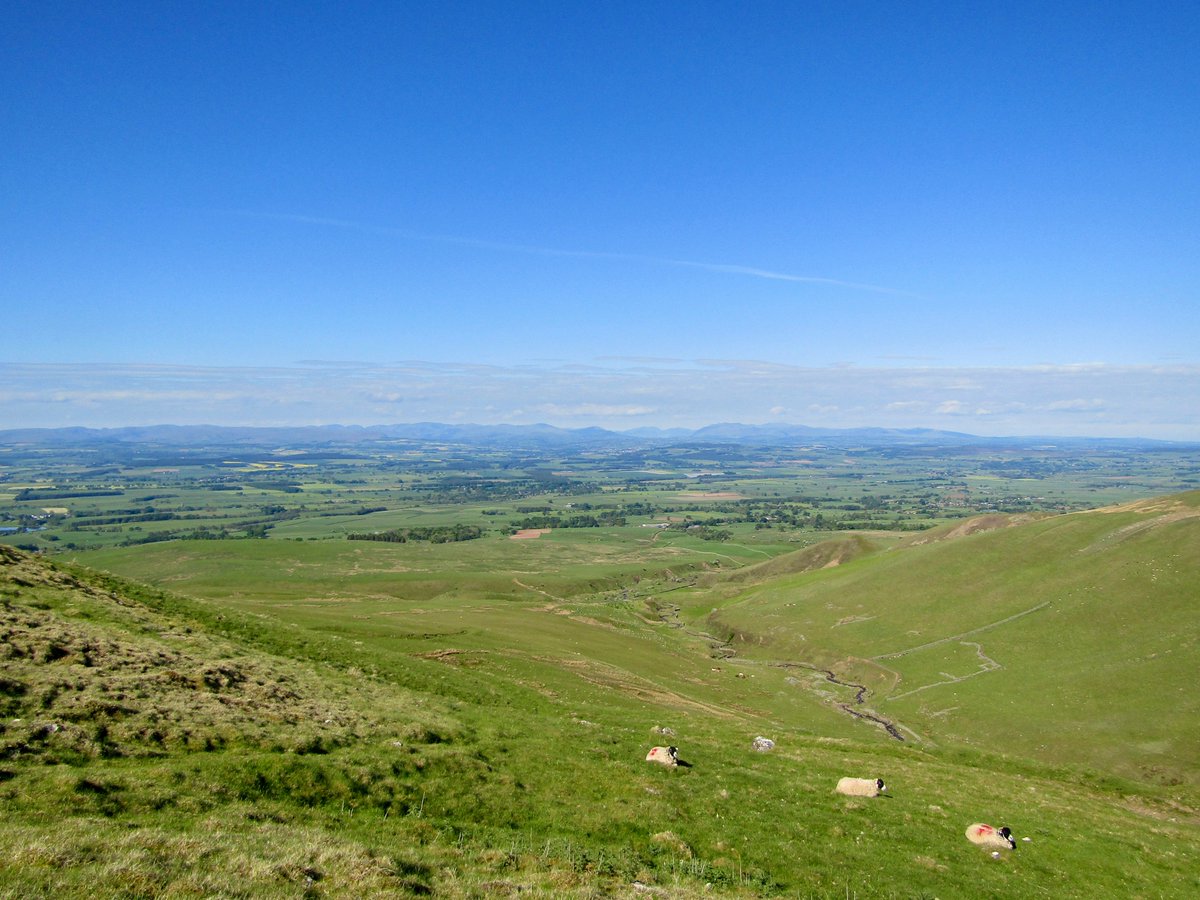 AwayMaja's tweet photo. Some of my favorite views from my trip to the #NorthPennines last month: #CauldronSnout, #CrossFell, and #HartsidePass 😍🏞️
#EdenValley #NorthPenninesAONB #CountyDurham #VisitCumbria @NorthPennAONB @VisitEden @ThisisDurham https://t.co/IpFPfJaGTL