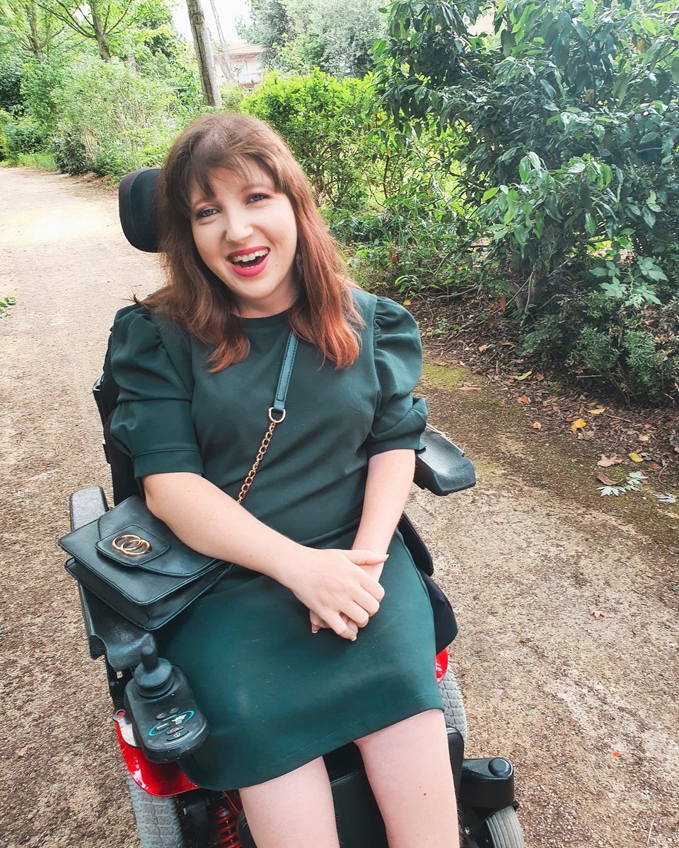 BlogueuseARoulettes tweet media