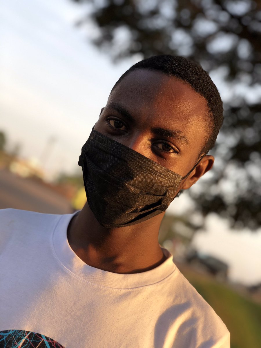 sekandi_fahami's tweet photo. I also Got some bu balloons 🎈 Today 
🥳🥳🥳🥳🥳 https://t.co/62uzL6c7Rf