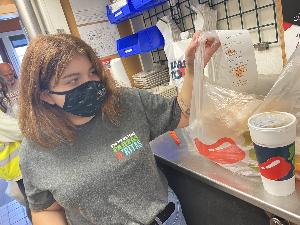 Morgan Nikole Lawrence (@morgannikolela1) on Twitter photo To-go bag chit completed perfectly. ❤️ #ChilisBingo #chilislove <a href="/Chilis/">Chili's Grill & Bar</a> #775 To-go bag chit completed perfectly. ❤️ #ChilisBingo #chilislove <a href="/Chilis/">Chili's Grill & Bar</a> #775