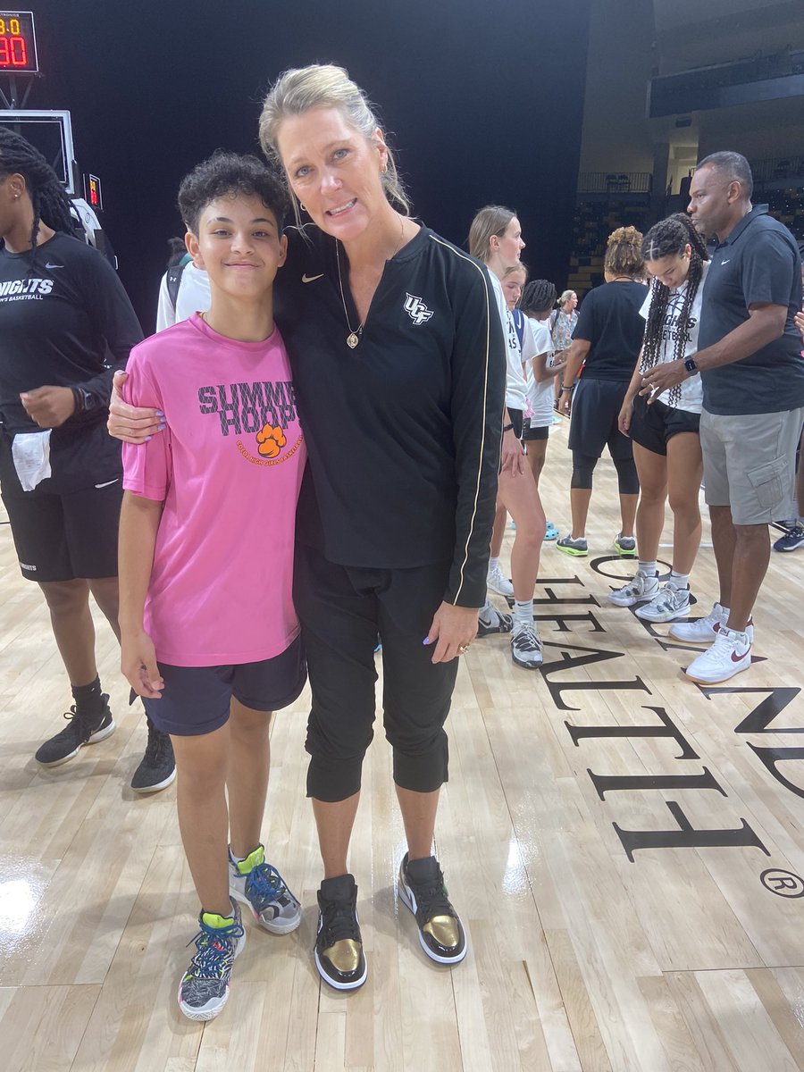JoniseBarcene's tweet photo. I had a great time and experience at the UCF elite camp 💪🏽!! @Coach_Abe @TBalerio @UCFKnights https://t.co/iNAOv3S0uI