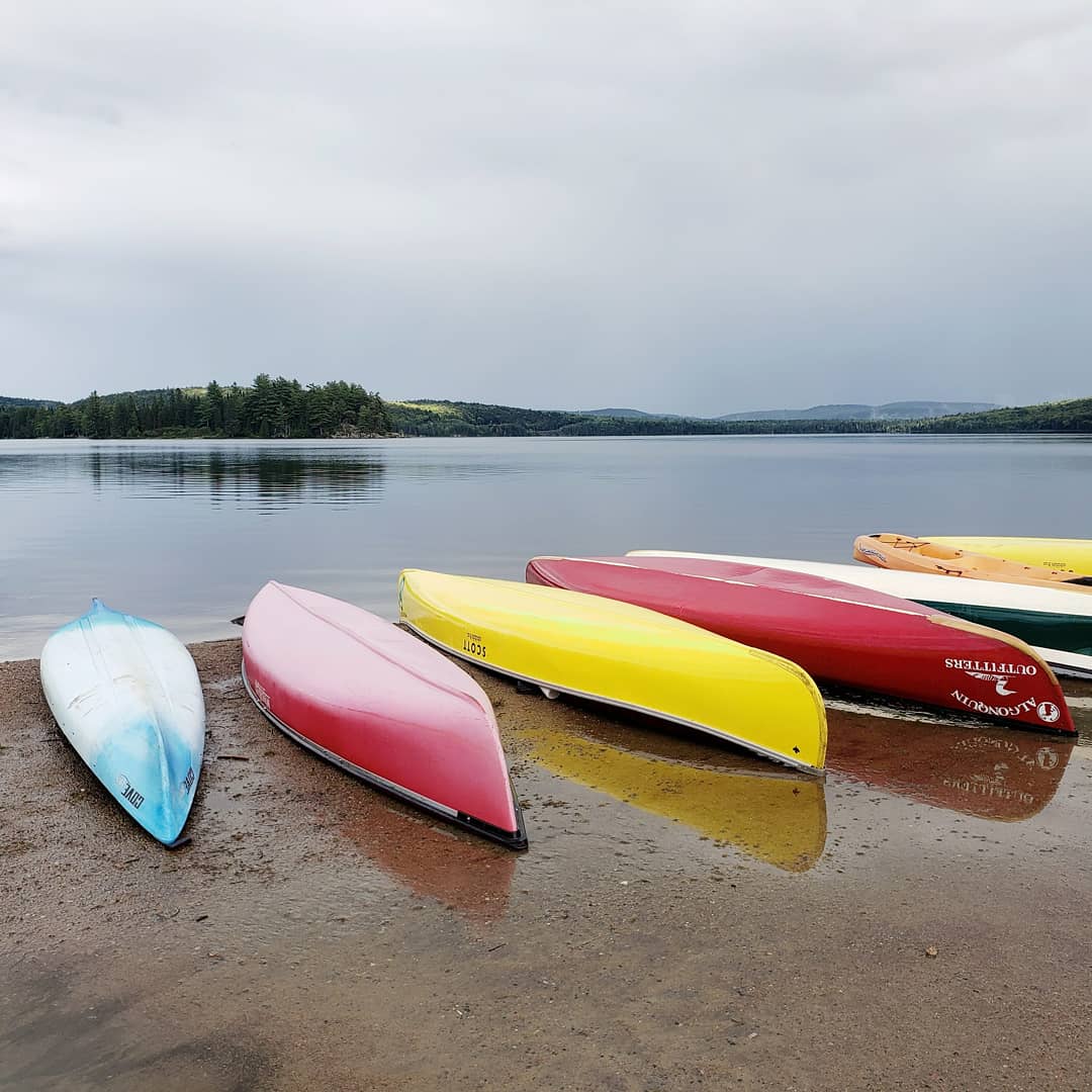 ibelongoutdoors's tweet photo. Happy #NationalCanoeDay 🛶
Some of my fav shots from my 2020 Algonquin Park adventures
#CanoeView
#Canoeing #canoe https://t.co/Zc6F16YVua