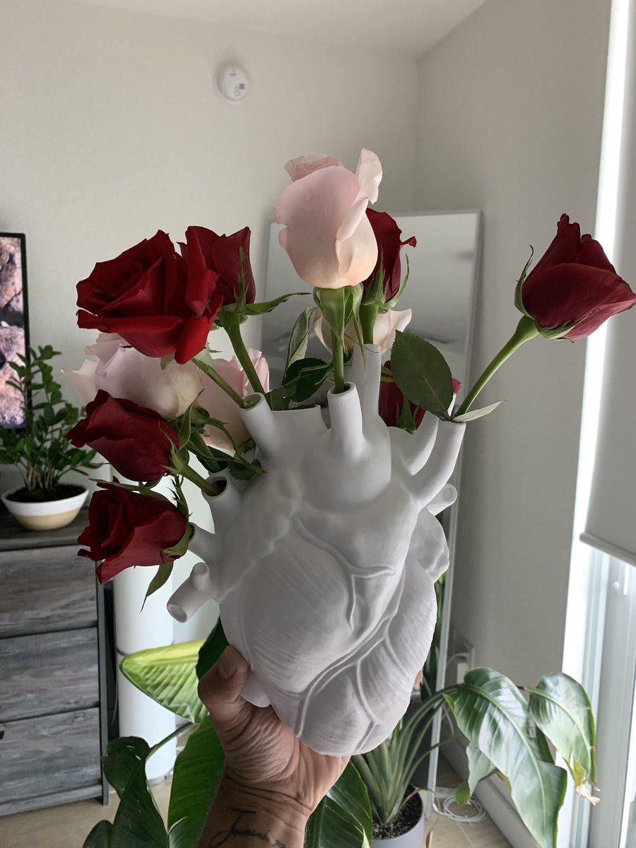 Y’all, look what I got my woman. 🥺❤️