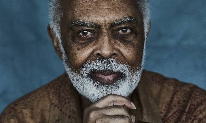 bellagoncalvs's tweet photo. Hoje é aniversário 🎂 dele, esse ser gigante! Parabéns, @gilbertogil , seu lindo! #Gil79 https://t.co/LE4qETXlsb