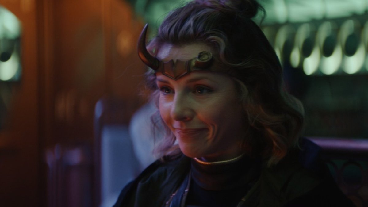 TomatazosCom's tweet photo. ¿Muchas personas han perdido interés en #Loki después de su primer capítulo? Un nuevo reporte asegura que sí🤔➡️ https://t.co/IaGYj6fErO
#LokiWednesdays #LokiSeries #Lokiepisode3 #Sylvie #Marvel #MCU #MarvelStudios #Superhéroes #Disney #DisneyPlus #TomHiddleston #SophiaDiMartino https://t.co/SFb0TOQywr