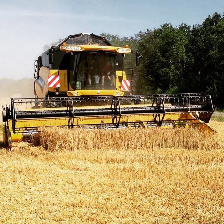 JA Côte d’Or (@jacotedor) on Twitter photo Moisson 2021 c’est parti sur le canton de Seurre ! Bonne moisson à nos JA et tous les Agriculteurs ☀️😎🚜
#agriloving #agriculture #jeunesagriculteurs #Moisson2021
<a href="/JeunesAgri/">Jeunes Agriculteurs</a> Moisson 2021 c’est parti sur le canton de Seurre ! Bonne moisson à nos JA et tous les Agriculteurs ☀️😎🚜
#agriloving #agriculture #jeunesagriculteurs #Moisson2021
<a href="/JeunesAgri/">Jeunes Agriculteurs</a>