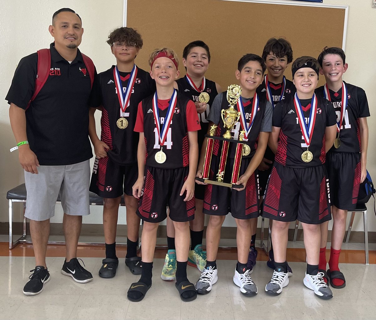 HDToros's tweet photo. Congratulations to our 6th grade squad for winning the tournament championship with an undefeated record this weekend!🤘🏼 #WeAre210 #TrustTheProcess https://t.co/A0O8Zleq2U