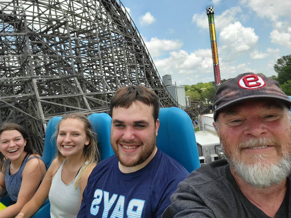 doughakey77's tweet photo. @myGameBalls Baseball and Amusement parks! Carowinds! https://t.co/tNDw3Z02Yp