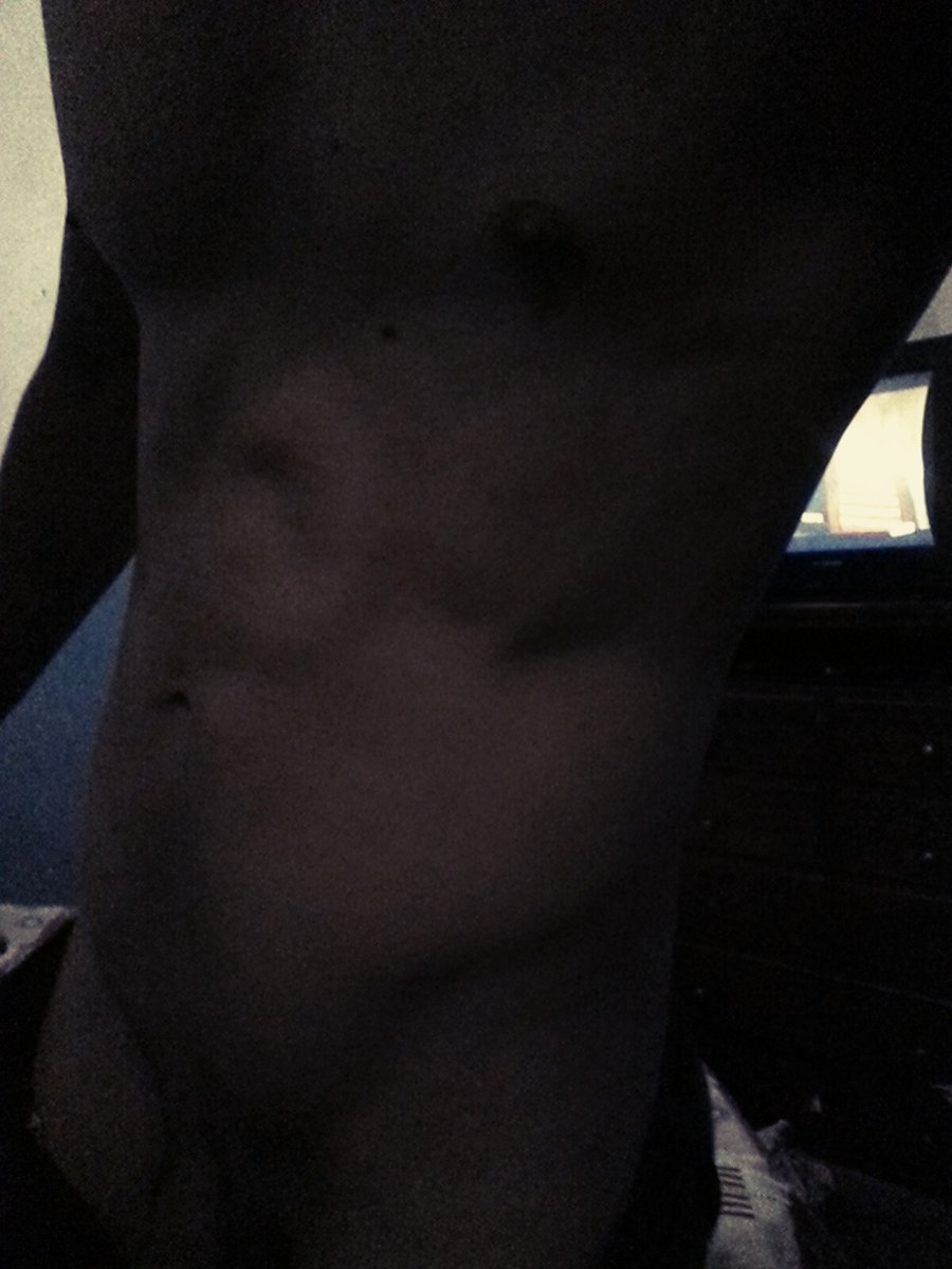 arjv1986's tweet photo. #single #hotwife #enjoy #20cmdick https://t.co/NK4mBIbEiq