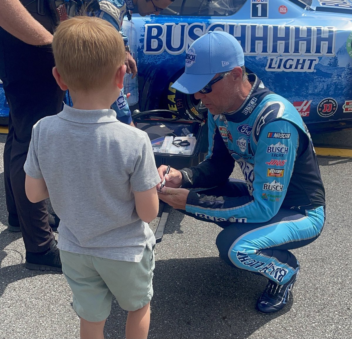 Little Owen Larson stopping by for an autograph. #KidsDriveNASCAR