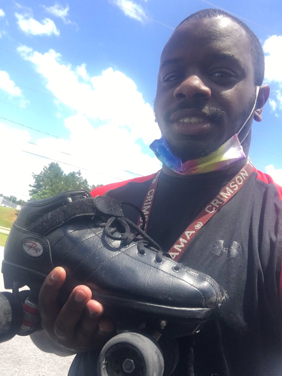 JustinMixon2's tweet image. After being away for so long due to the pandemic, it feels good, to be reunited again. 💯💯💯 #Rollerskating #SkatingIsLife #RollerSkatingTricks #StillGotIt