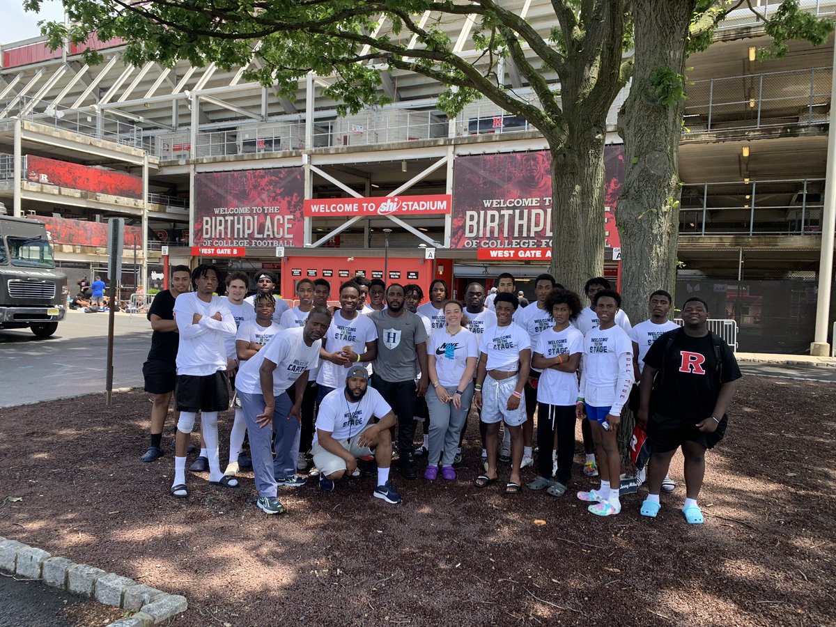 Coach Borders tweet media