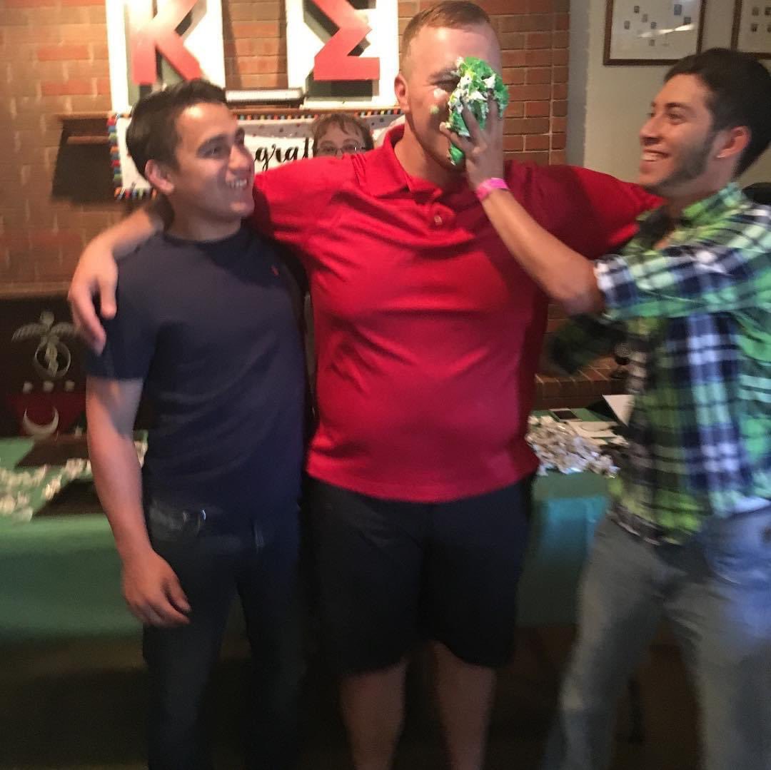 A.E.K.Δ.B😢 <a href="/munoze1321/">TinyTino</a>