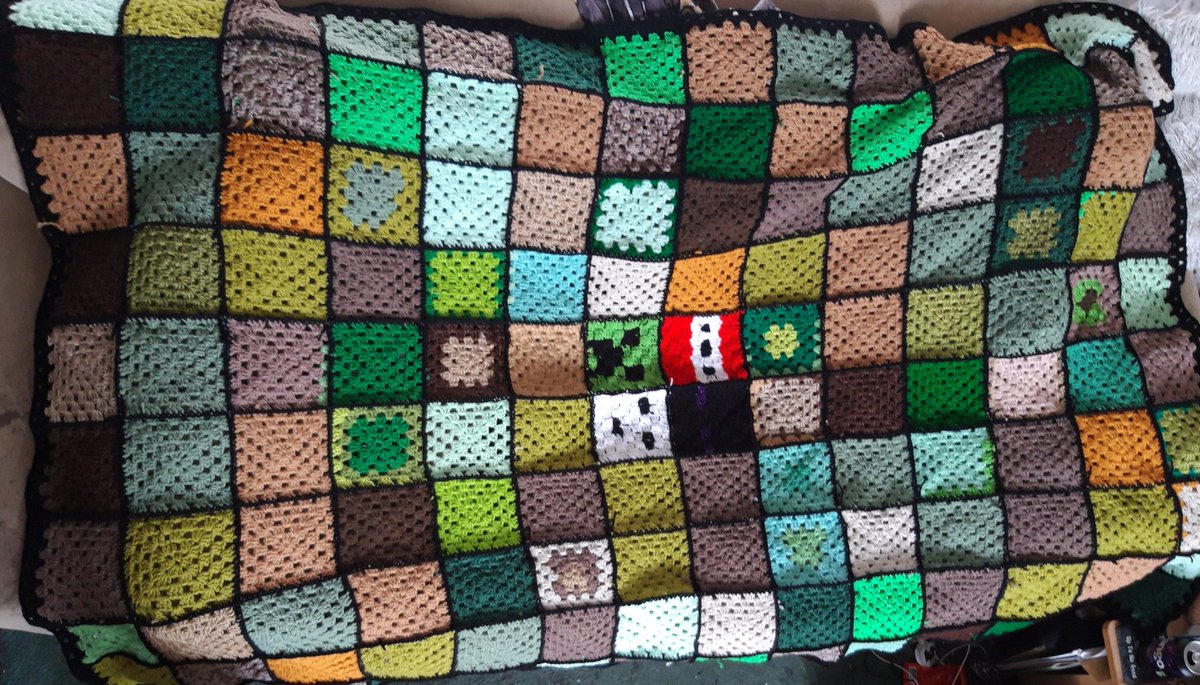 spurlies's tweet photo. Today this #bespoke #Minecraft blanket was delivered to it's extremely happy new owner. If you have an idea for an #unique gift get in touch and we'll do our best to make your vision a reality. #crochet #handmade https://t.co/fZi13rMxb0