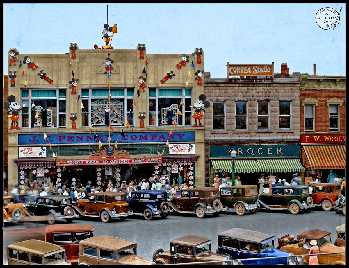LiterateIndy's tweet photo. Bloomington, Indiana, c1930.

(colorized by Ari A. Katz) https://t.co/mPVXLEBROI