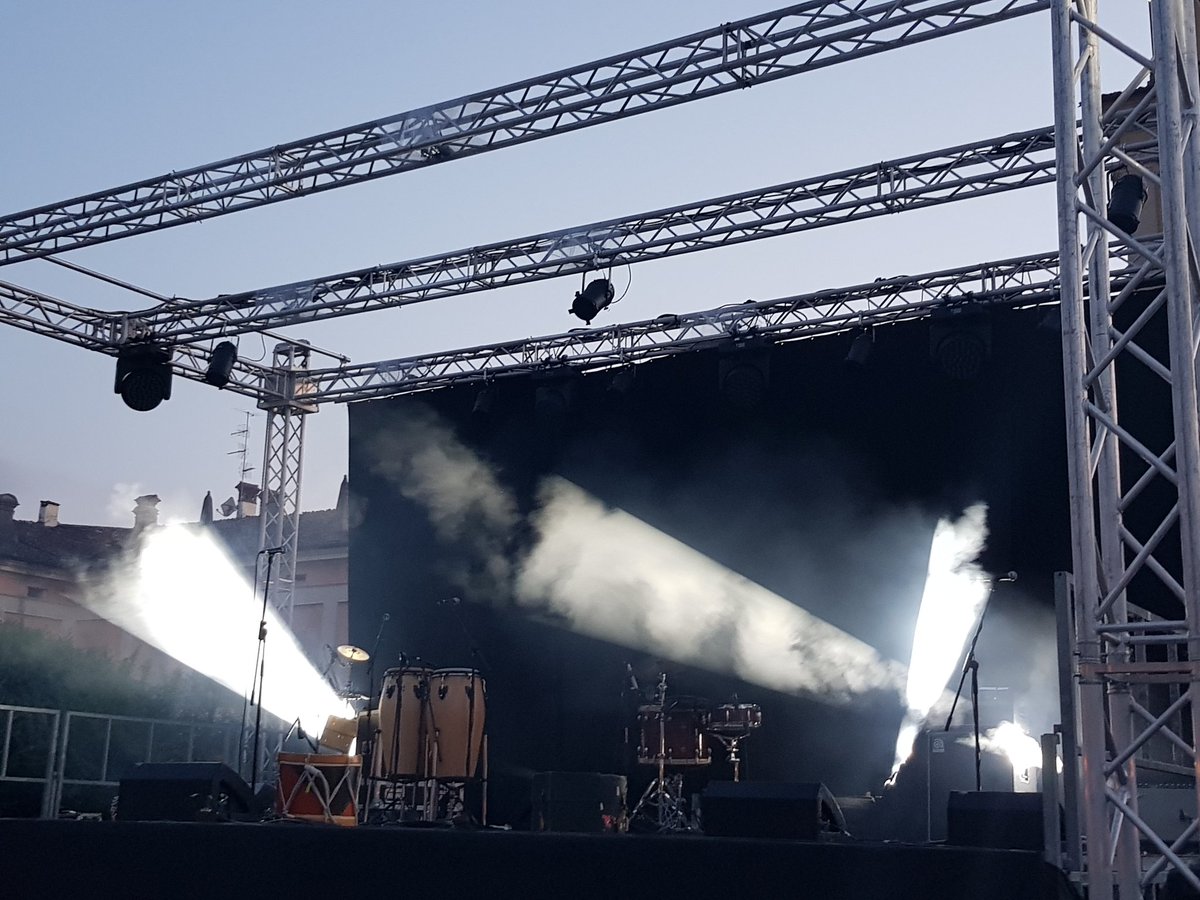 kuklademetra's tweet photo. Aspettando #Ayom https://t.co/HKfmQz5B2z