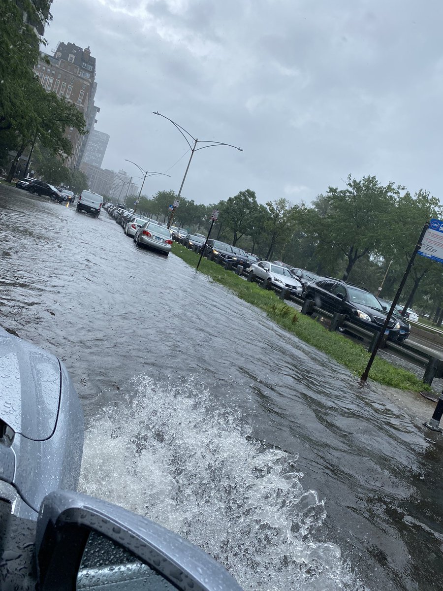 Bkov9's tweet photo. The day after Chicago announced renaming its famous LSD to Jean Baptiste Point DuSable Lake Shore Drive, it flooded and became a river.
Rebirth
#LakeShoreDrive #Chicagoweather
Why was the new name so controversial? He was a founder of Chicago & he was Black. 🤷🏽♂️
#ChangeisOK https://t.co/VQstxd9fu4