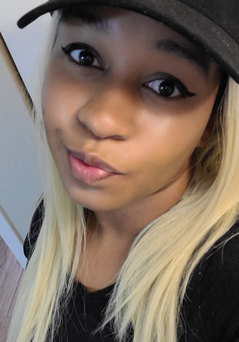 I'm a refined woman who enjoys only the finest of things, but I also enjoy getting down and dirty with<a href="/tag/newyork"class="tags"><span>#newyork</span></a><a href="/tag/california"class="tags"><span>#california</span></a><a href="/tag/seattle"class="tags"><span>#seattle</span></a><a href="/tag/countrygirl"class="tags"><span>#countrygirl</span></a><a href="/tag/washington"class="tags"><span>#washington</span></a>