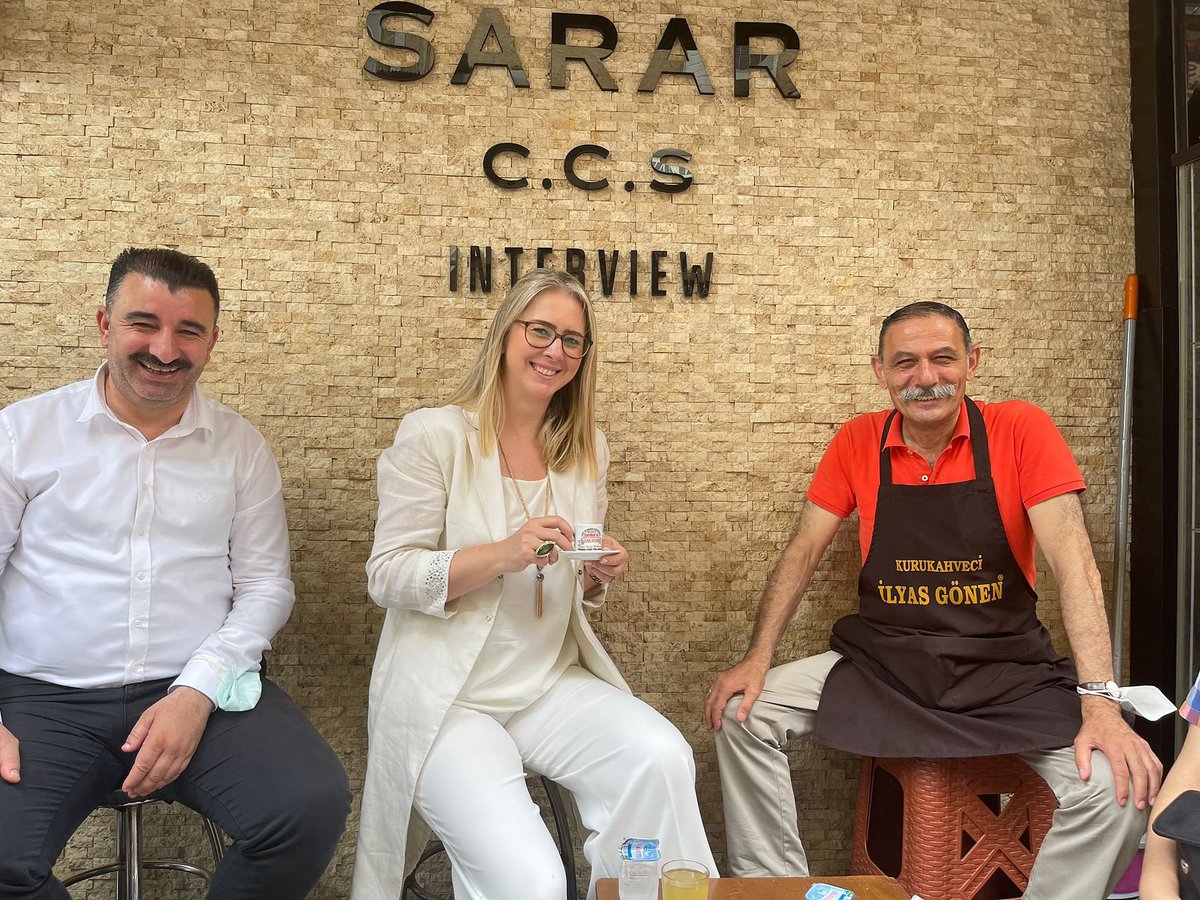 #Kemeraltı’na gelipte meşhur Kahveci #İlyasGönen’e uğramadan olmazdı. 

Mv Sn @CeydaBC47 ile kahvelerimizi yudumlarken hoş sohbetiyle bizleri ağırlayan İlyas Abimize sonsuz teşekkürler. 
#Hedef2023
#KeyifKahvelerimizOlsun ☕️ 

<a href="/Akparti/">AK Parti</a> <a href="/BY/">Binali Yıldırım</a> <a href="/avhamzadag/">HAMZA DAĞ</a> <a href="/erkankandemir/">Erkan Kandemir</a> <a href="/KSurekli/">Kerem Ali Sürekli 🇹🇷</a>