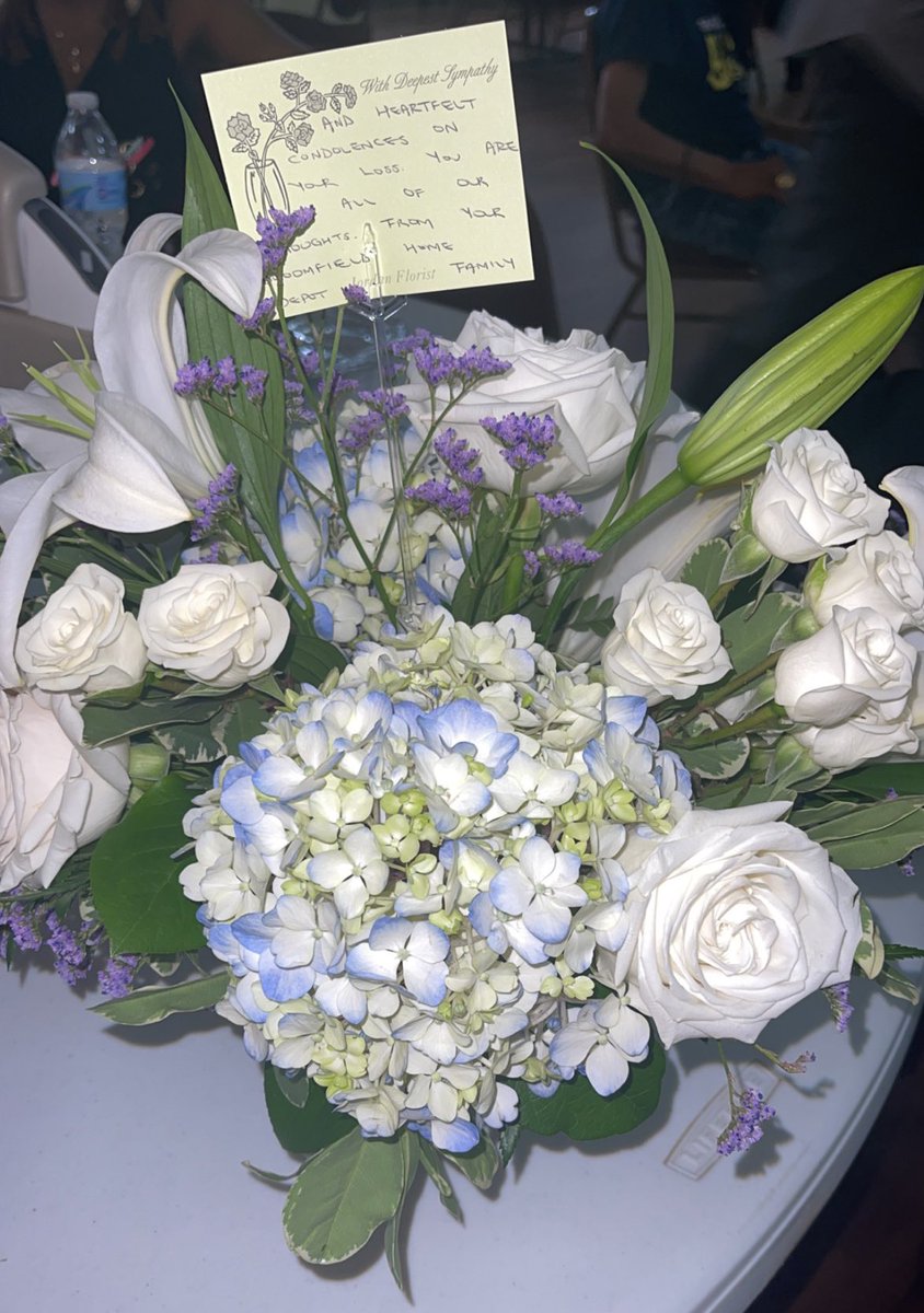 J Williams tweet media