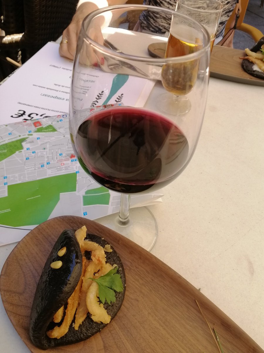 Marina_Domnguez's tweet photo. #AvilaEnTapas en #elconvento #alavirule y #caramellounge #excursion #weekendtherapy https://t.co/6LCn919Fhp