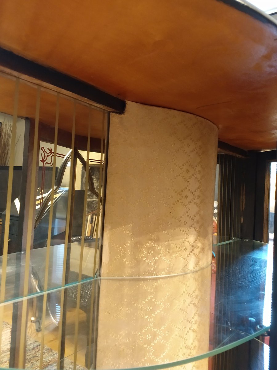 Trish_Carey's tweet photo. @W_K_Restoration hi! How on earth do you remove the central piece? Can't see where or what it's attached to. Want to change the fabric and restore 🙏 thinking it's part of the back panel? https://t.co/OWZVJTEfkd