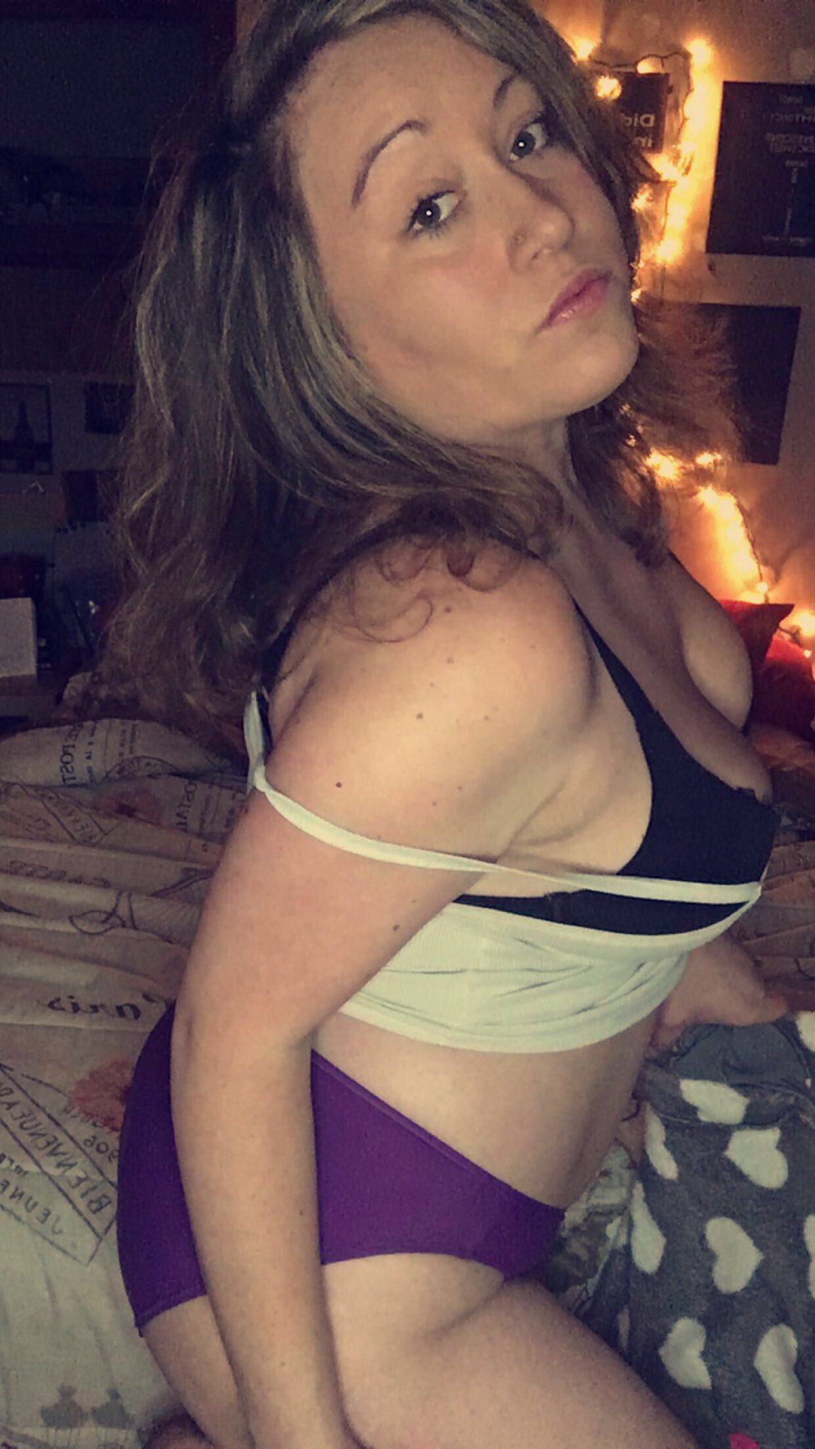 Renee on X: Thick girls love to cuddle 🤗 t.coqFCXLUs3eI  X