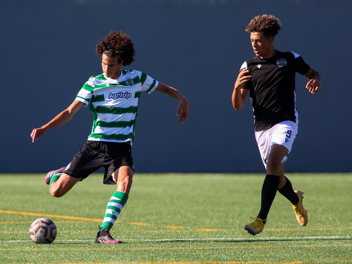 CariocaLeonino's tweet photo. O Sporting CP #Sub21 empatou com o Casa Pia AC em 1 x 1 no derradeiro jogo da temporada. Com este resultado, os Leões terminam a prova na segunda posição, apenas atrás do FC Alverca.
#Sub21SCP https://t.co/vNtUNEkqGB